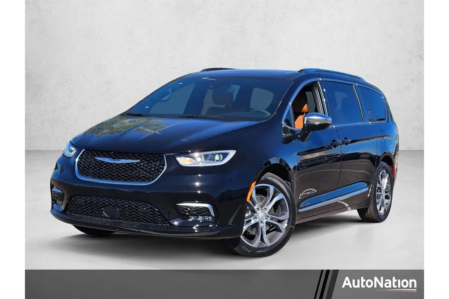 2026 New Chrysler Pacifica