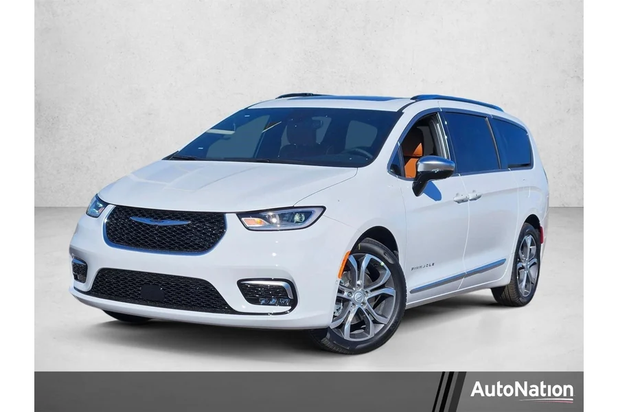2026 New Chrysler Pacifica