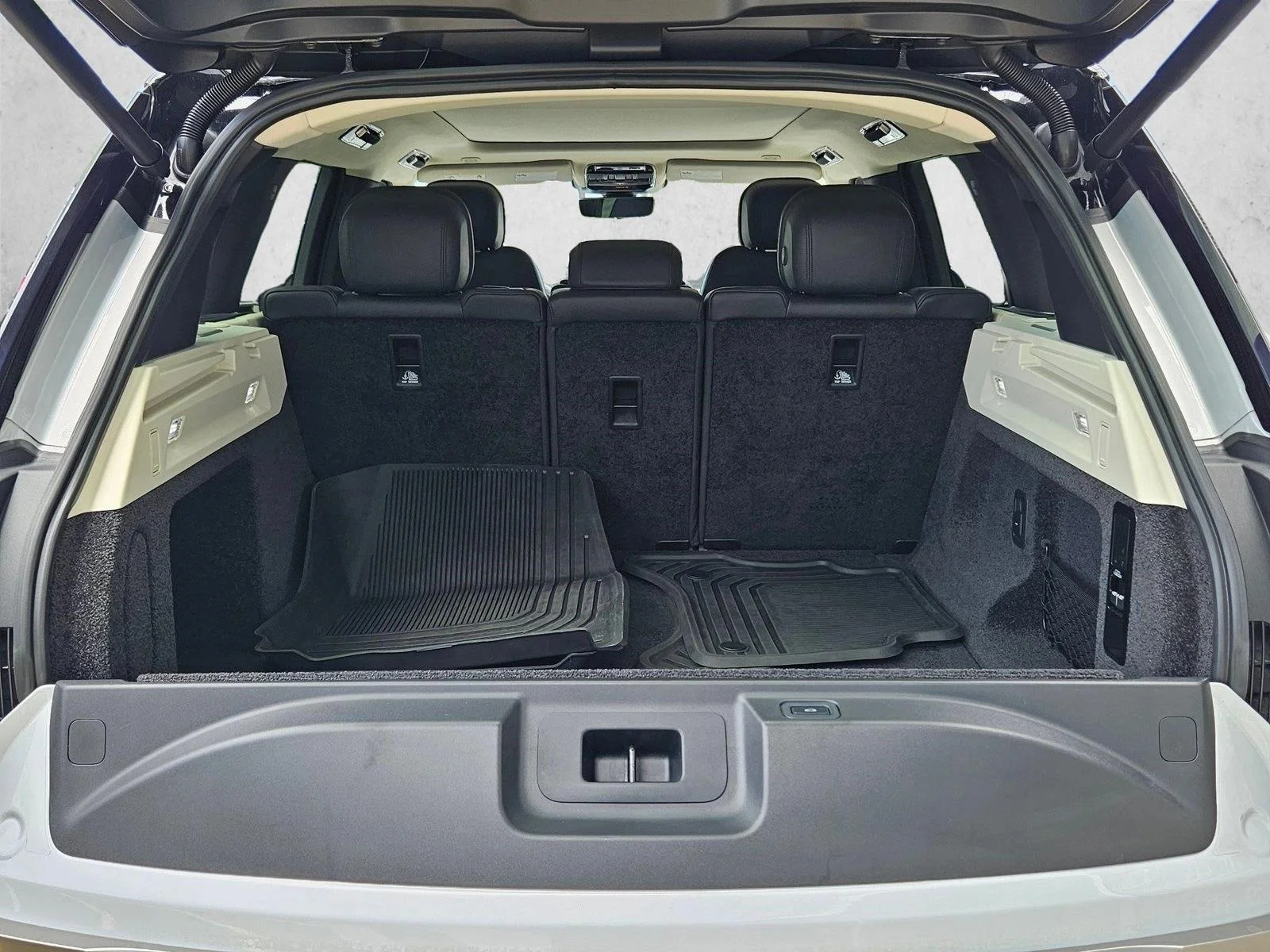 2023 Used Land Rover Range Rover image 1