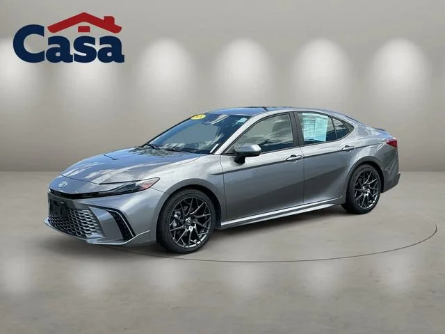2025 Used Toyota Camry image 1