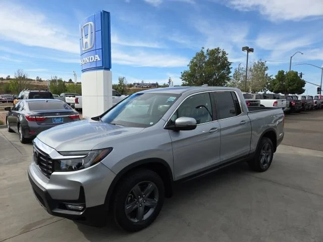 2023 Used Honda Ridgeline image 1