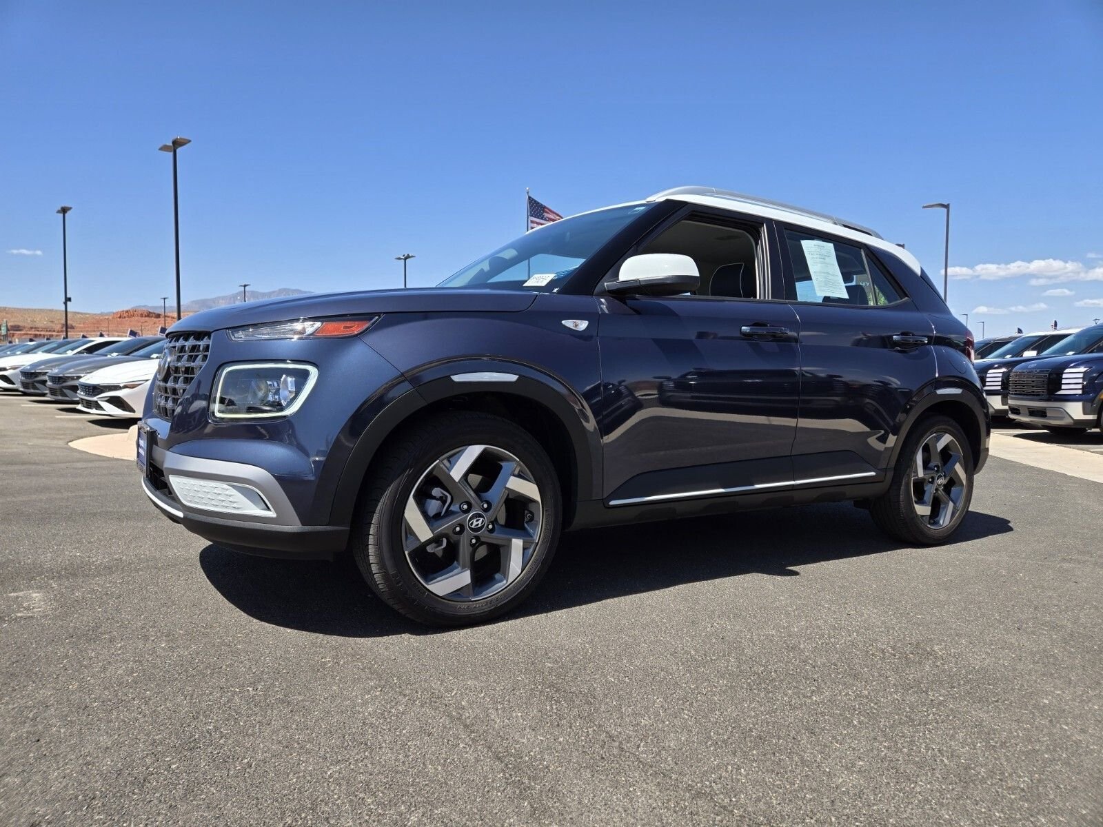 2025 Certified Pre-Owned Hyundai Venue image 1