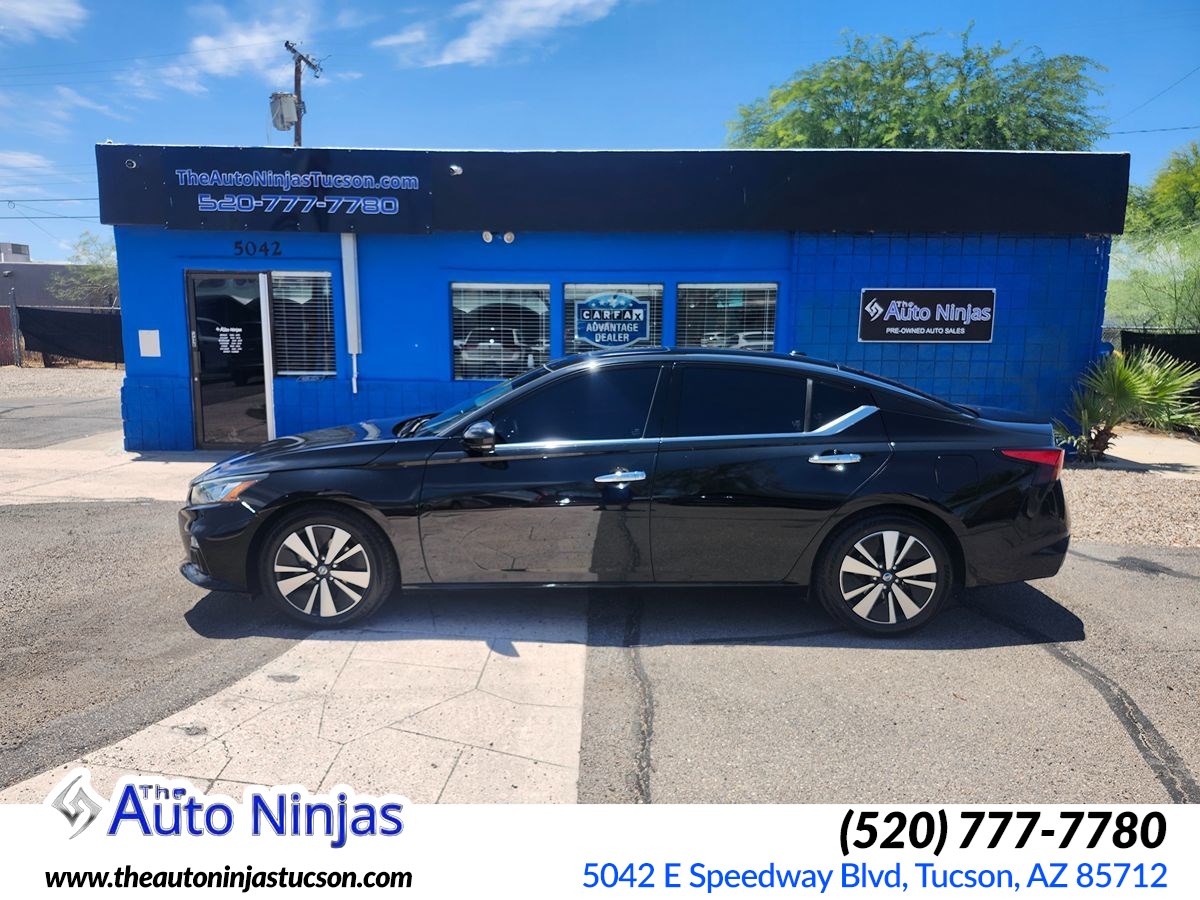 2019 Used Nissan Altima 2.5 SV image 1