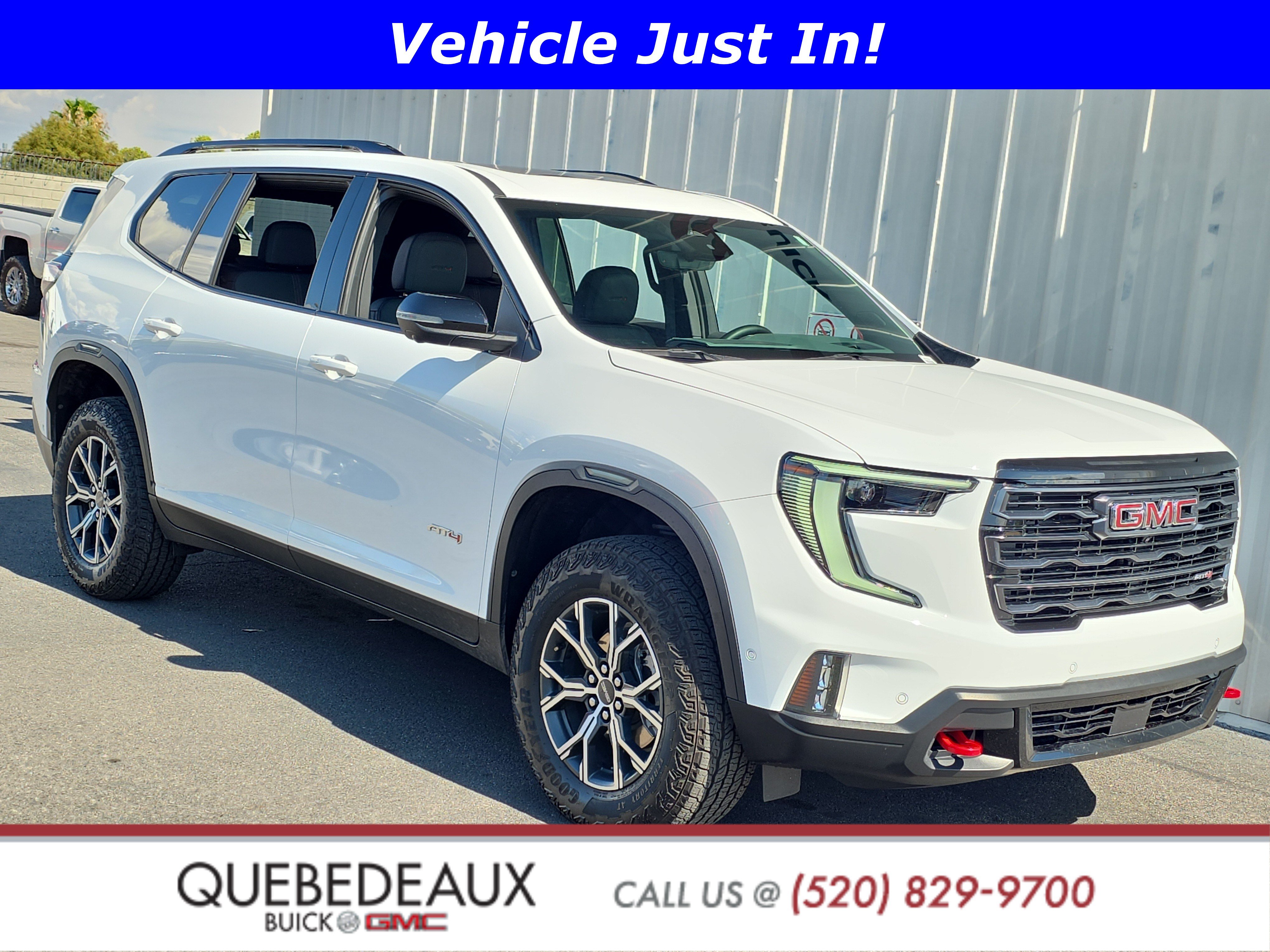 2025 Used GMC Acadia image 1