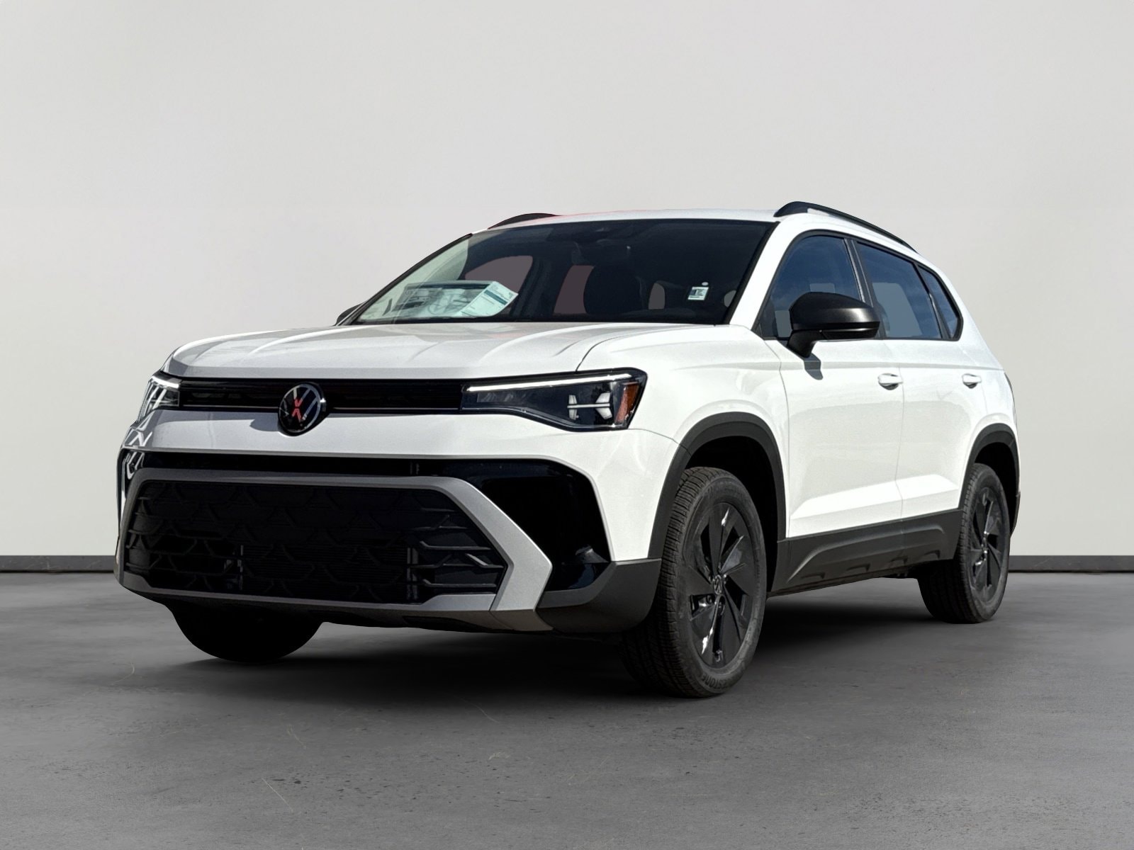 2026 New Volkswagen Taos image 1