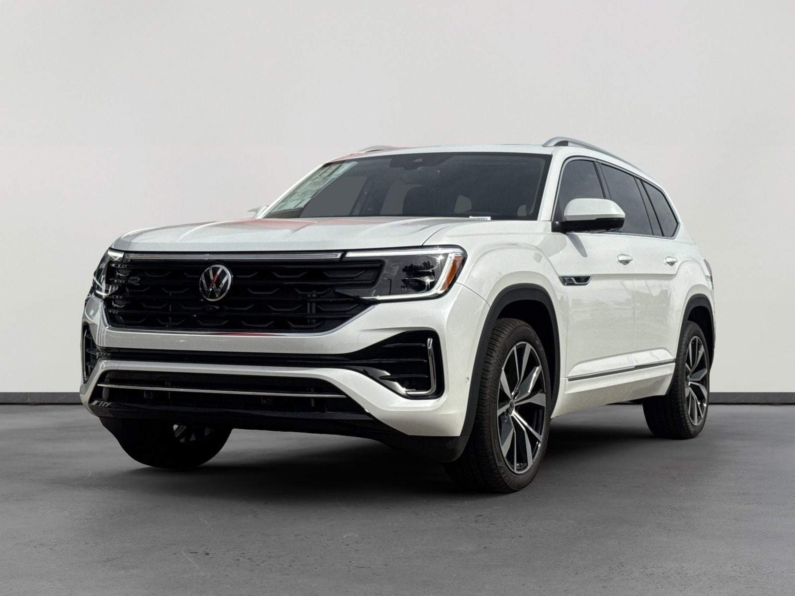 2026 New Volkswagen Atlas image 1