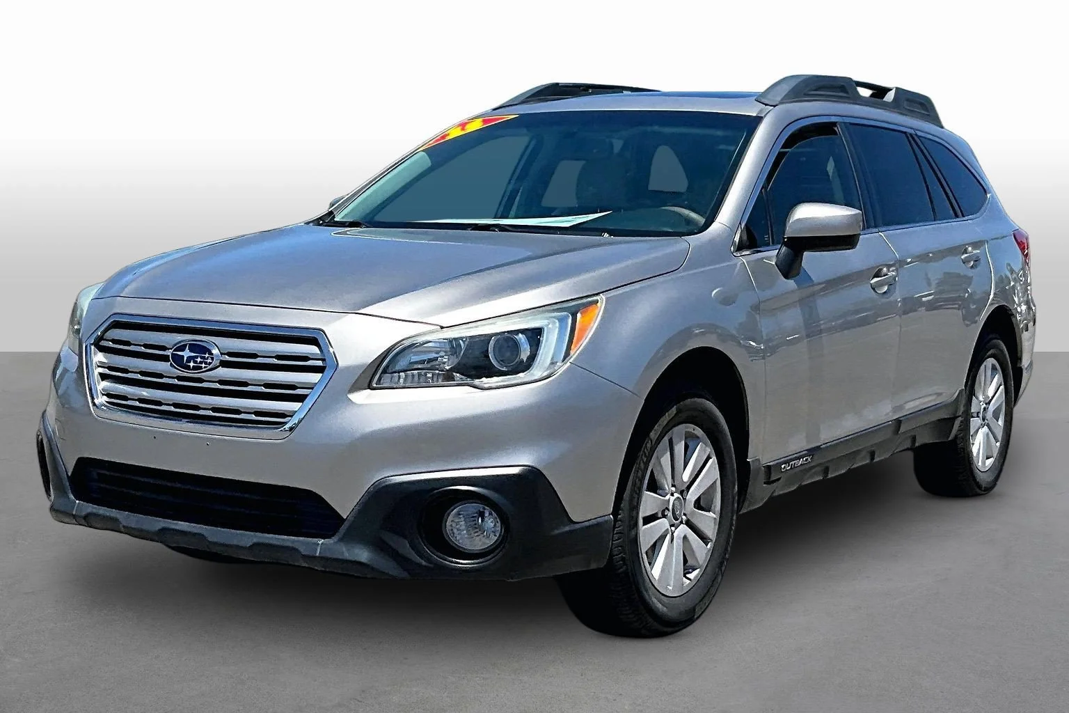 2015 Used Subaru Outback image 1