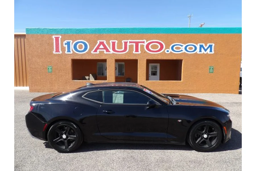 2017 Chevrolet Camaro LT COUPE 2D
