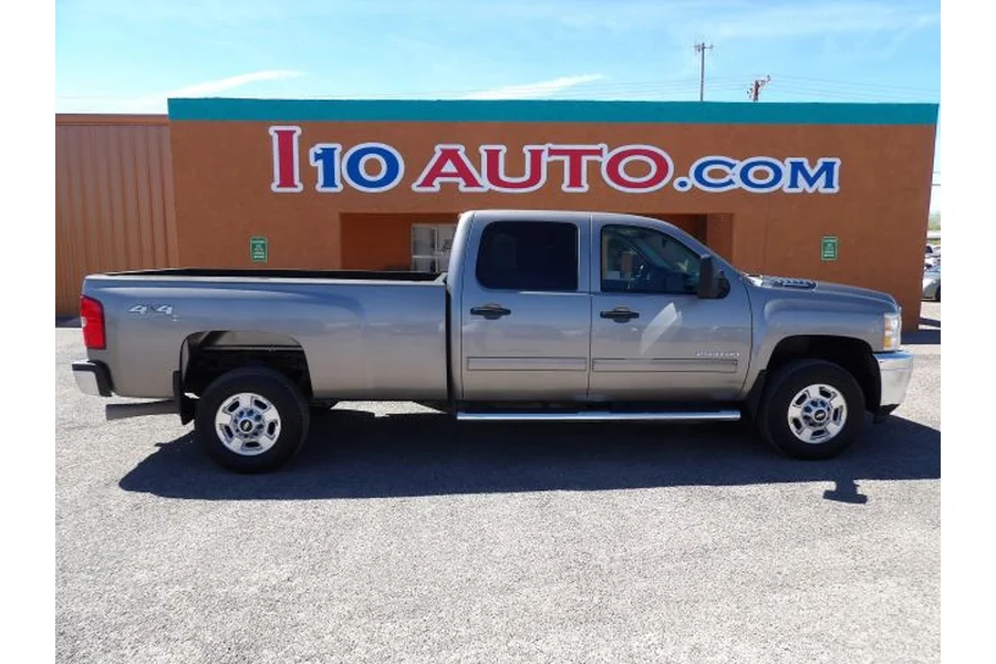 2012 Chevrolet SILVERADO 2500 HD CREW CAB LT PICKUP 4D 8 FT