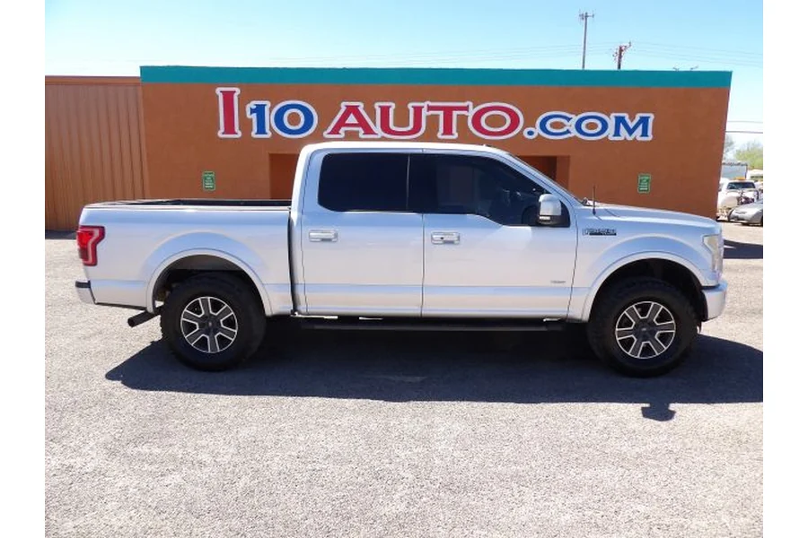 2015 Ford F150 SUPERCREW CAB LARIAT PICKUP 4D 5 1/2 FT
