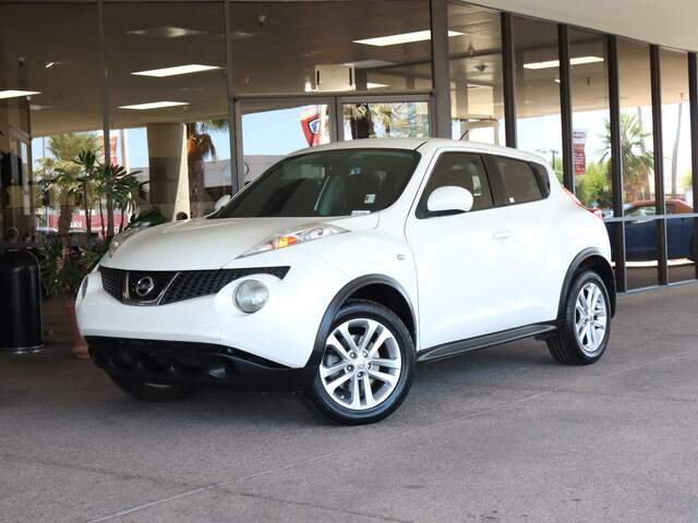 2013 Used Nissan JUKE S image 1