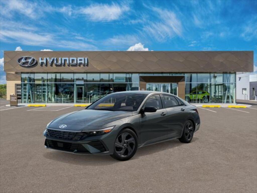 2026 New Hyundai Elantra SEL Sport image 1