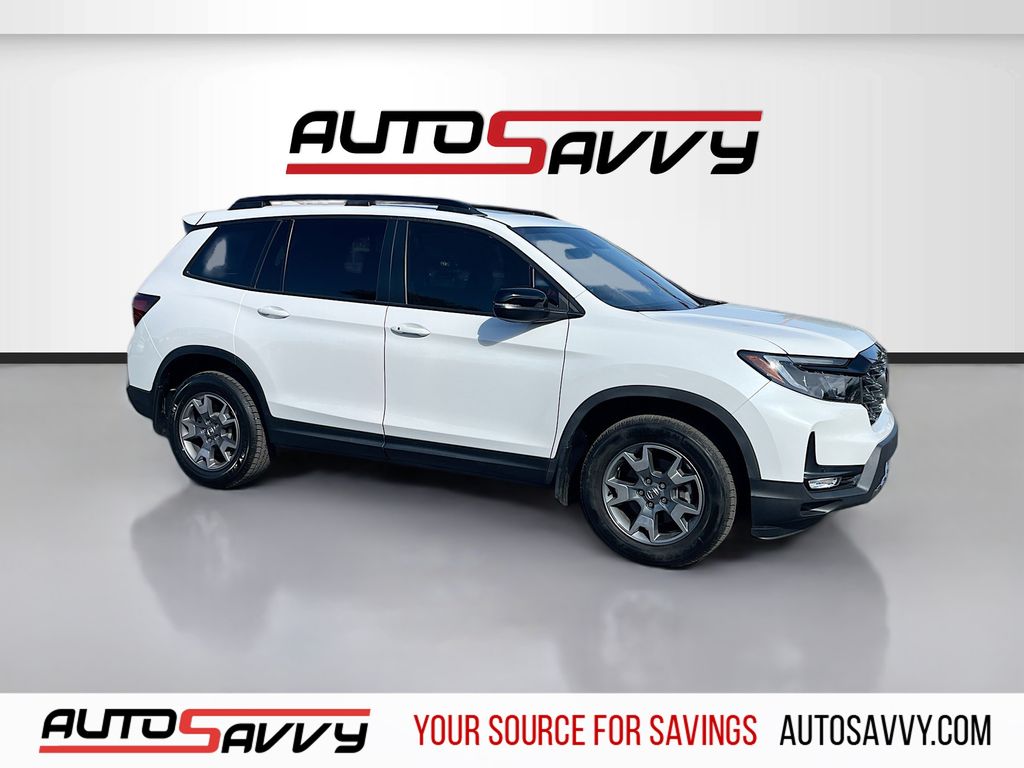 2023 Used Honda Passport image 1