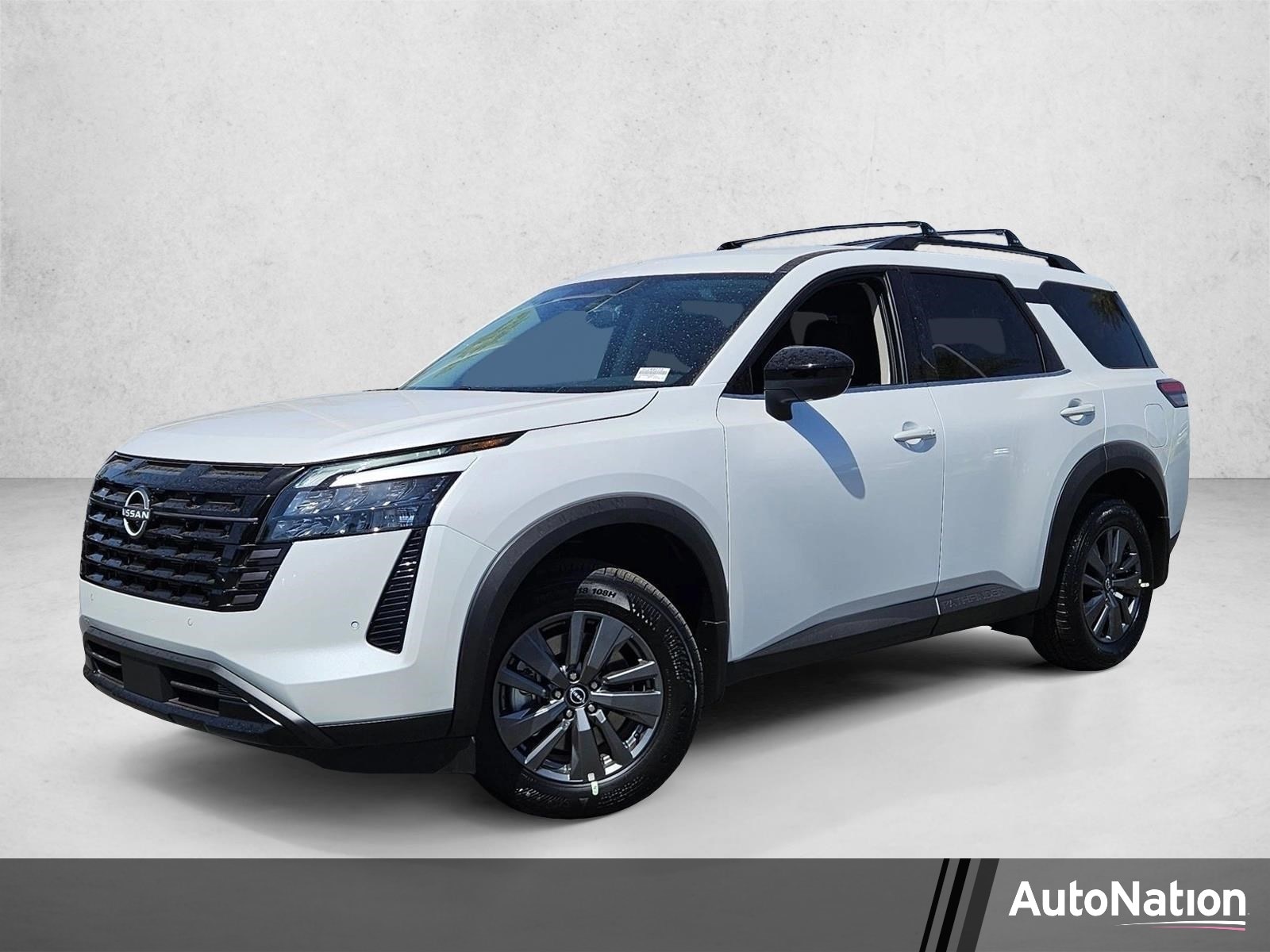 2026 New Nissan Pathfinder image 1