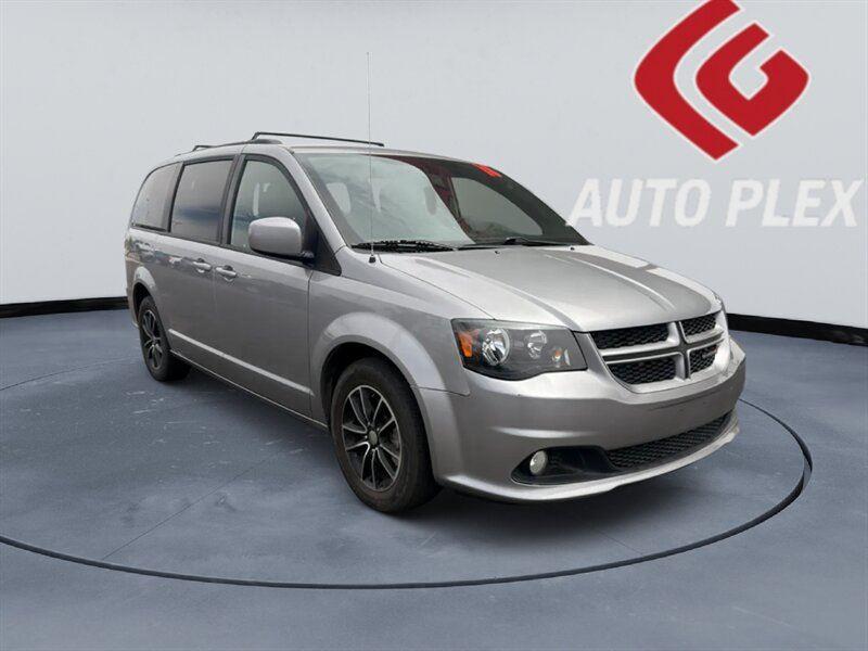 2018 Dodge Grand Caravan GT image 1