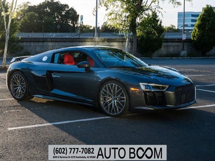 2018 Used Audi R8 image 1