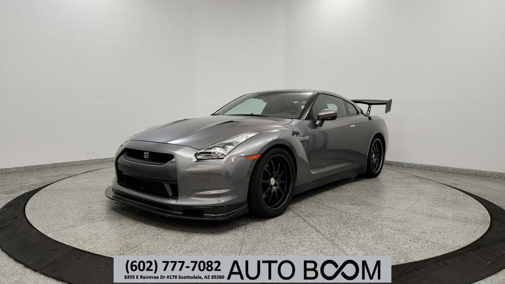 2011 Used Nissan GT-R image 1