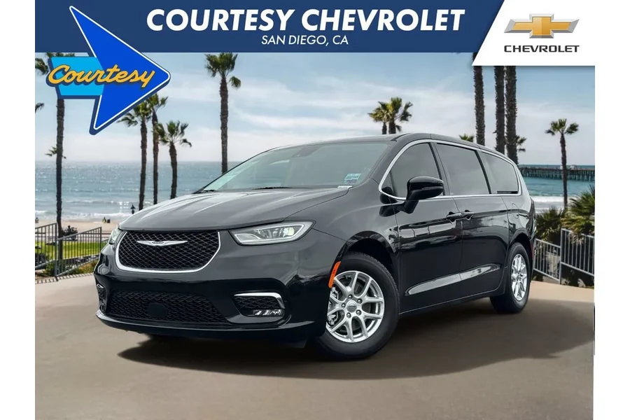 2023 Used Chrysler Pacifica