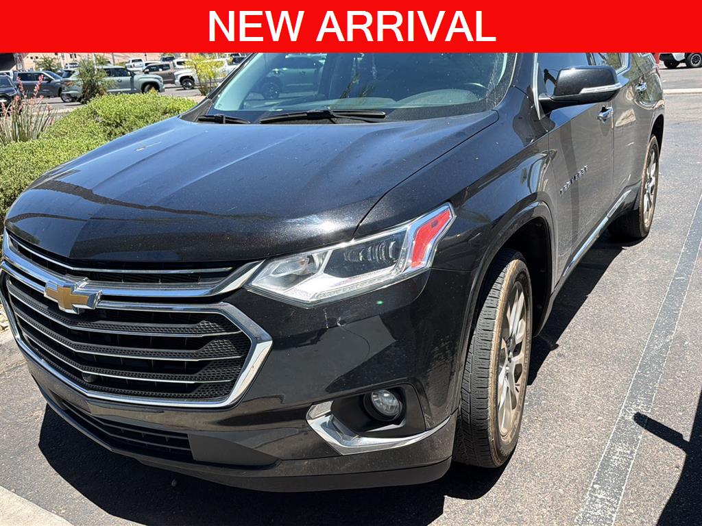 2021 Used Chevrolet Traverse image 1