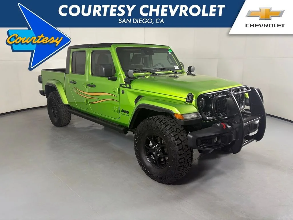 2025 Used Jeep Gladiator image 1