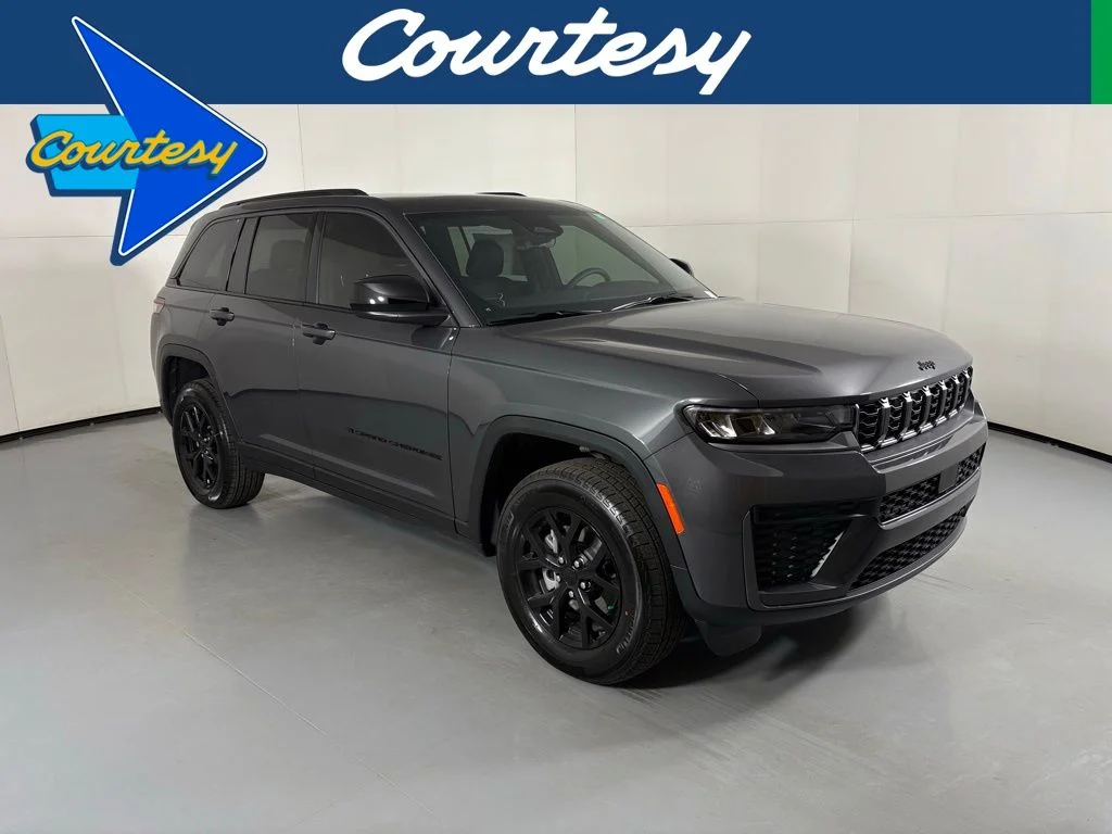 2026 New Jeep Grand Cherokee image 1