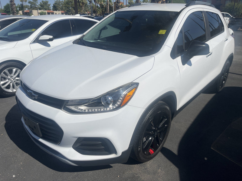 2019 Used Chevrolet Trax image 1