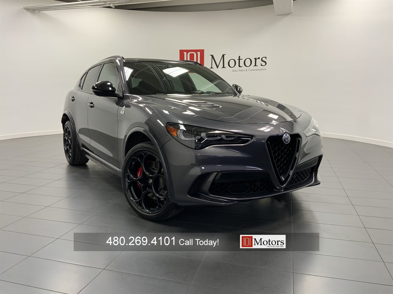 2024 Alfa Romeo Stelvio Quadrifoglio image 1