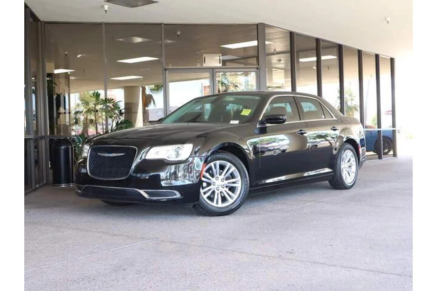 2018 Used Chrysler 300 Touring