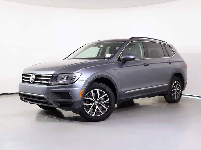 2020 Used Volkswagen Tiguan SE image 1