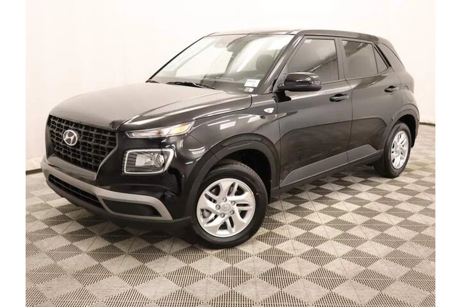 2026 New Hyundai Venue SE