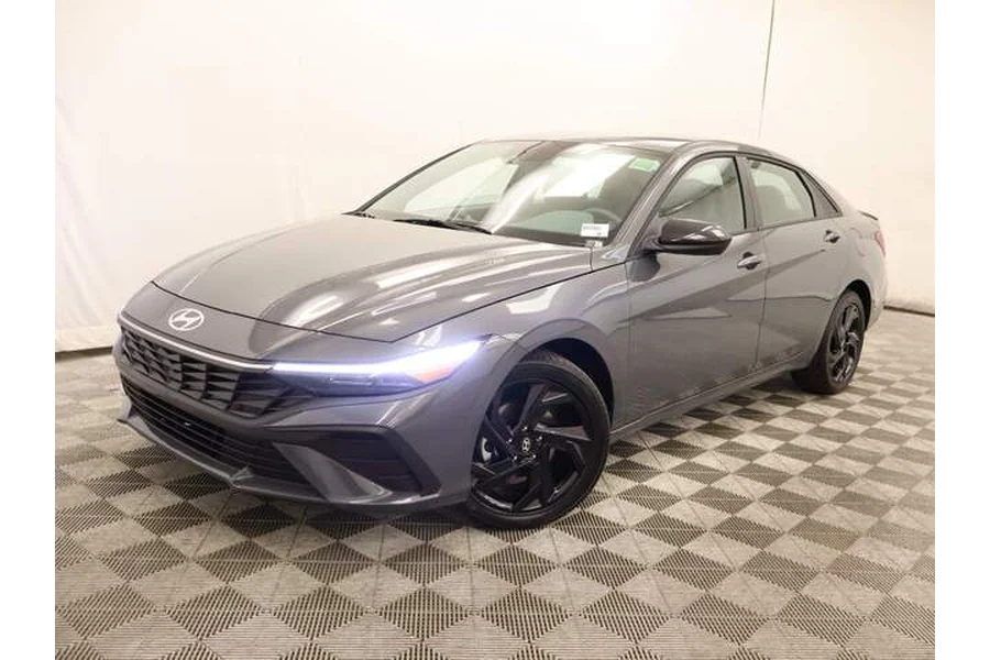 2026 New Hyundai Elantra SEL Sport
