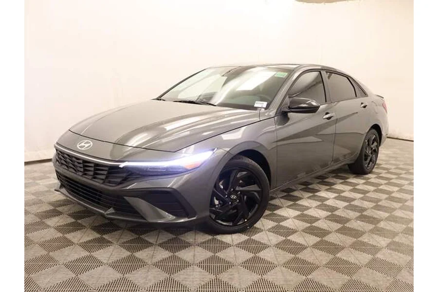 2026 New Hyundai Elantra SEL Sport