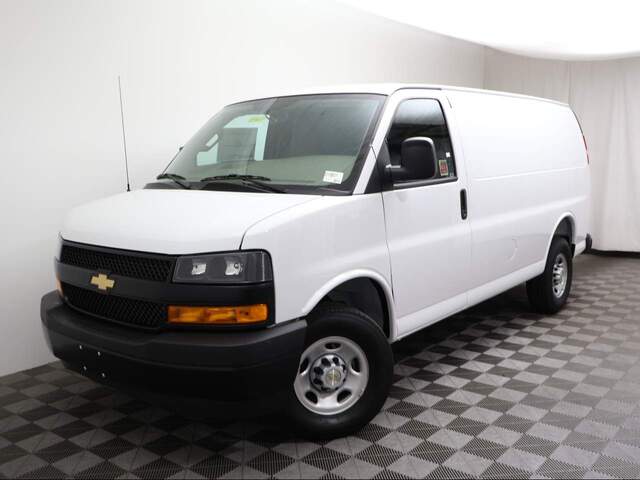 2026 New Chevrolet Express Cargo Van 3500 image 1