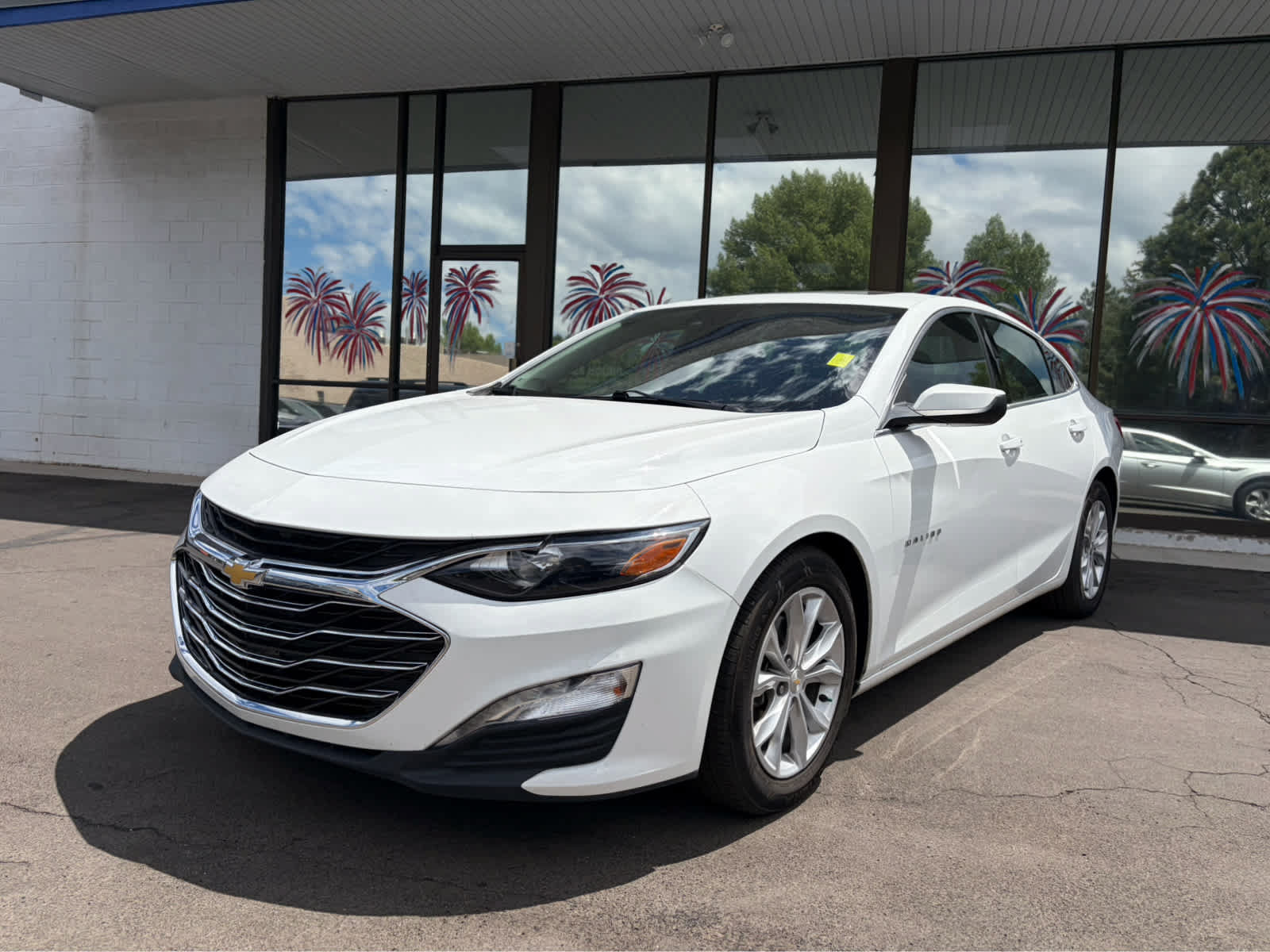 2023 Used Chevrolet Malibu image 1