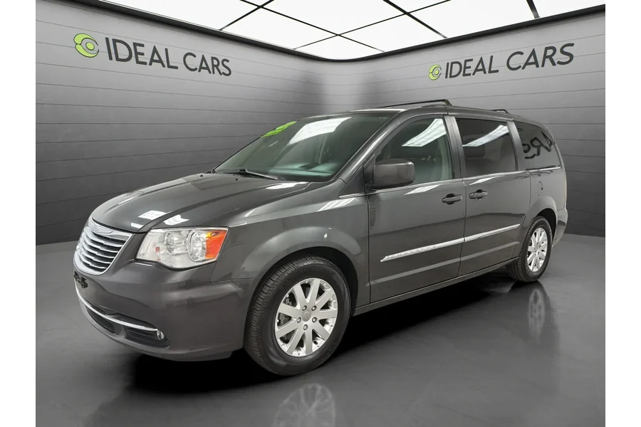 2016 Used Chrysler Town and Country