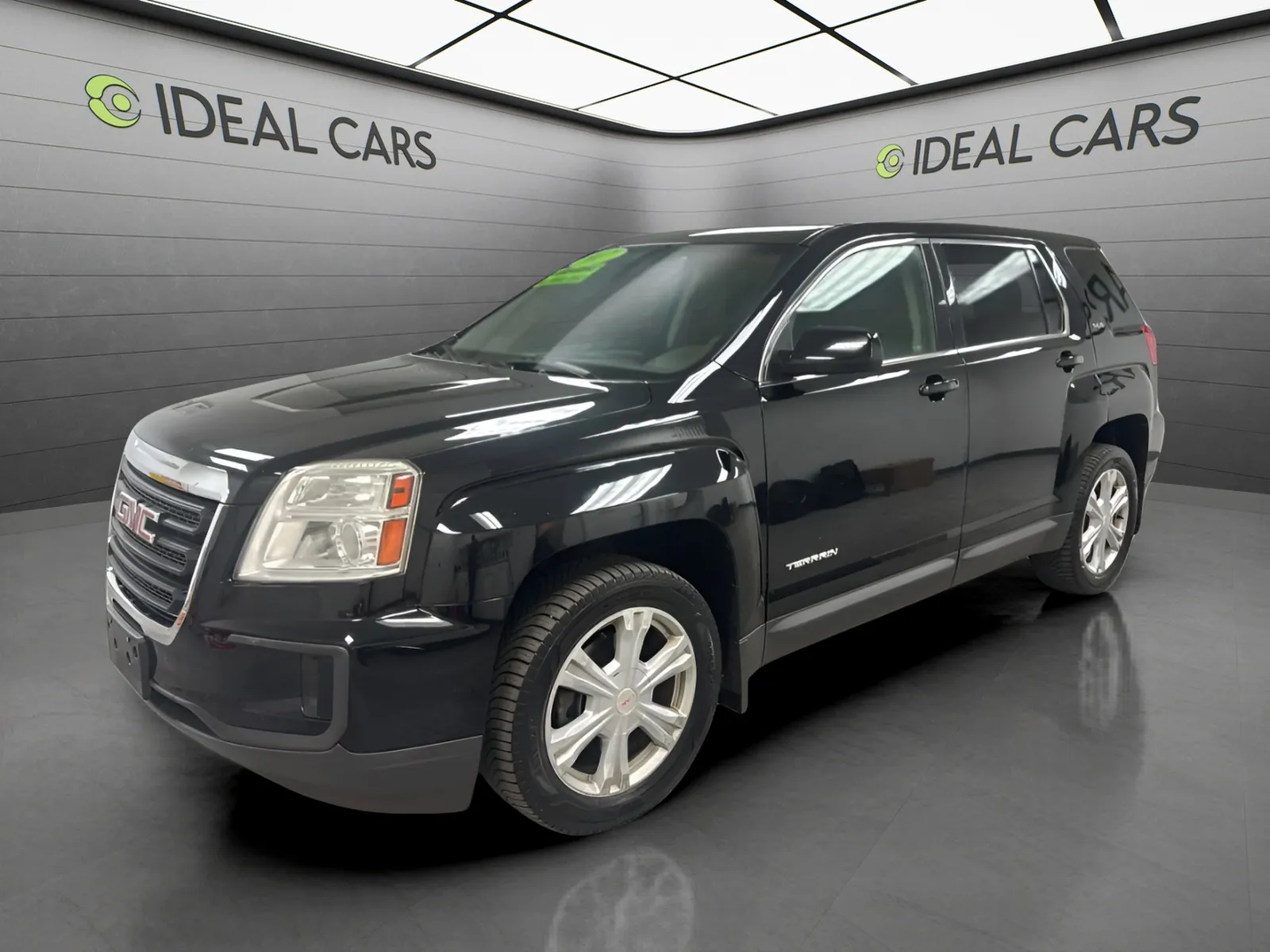 2017 Used GMC Terrain image 1
