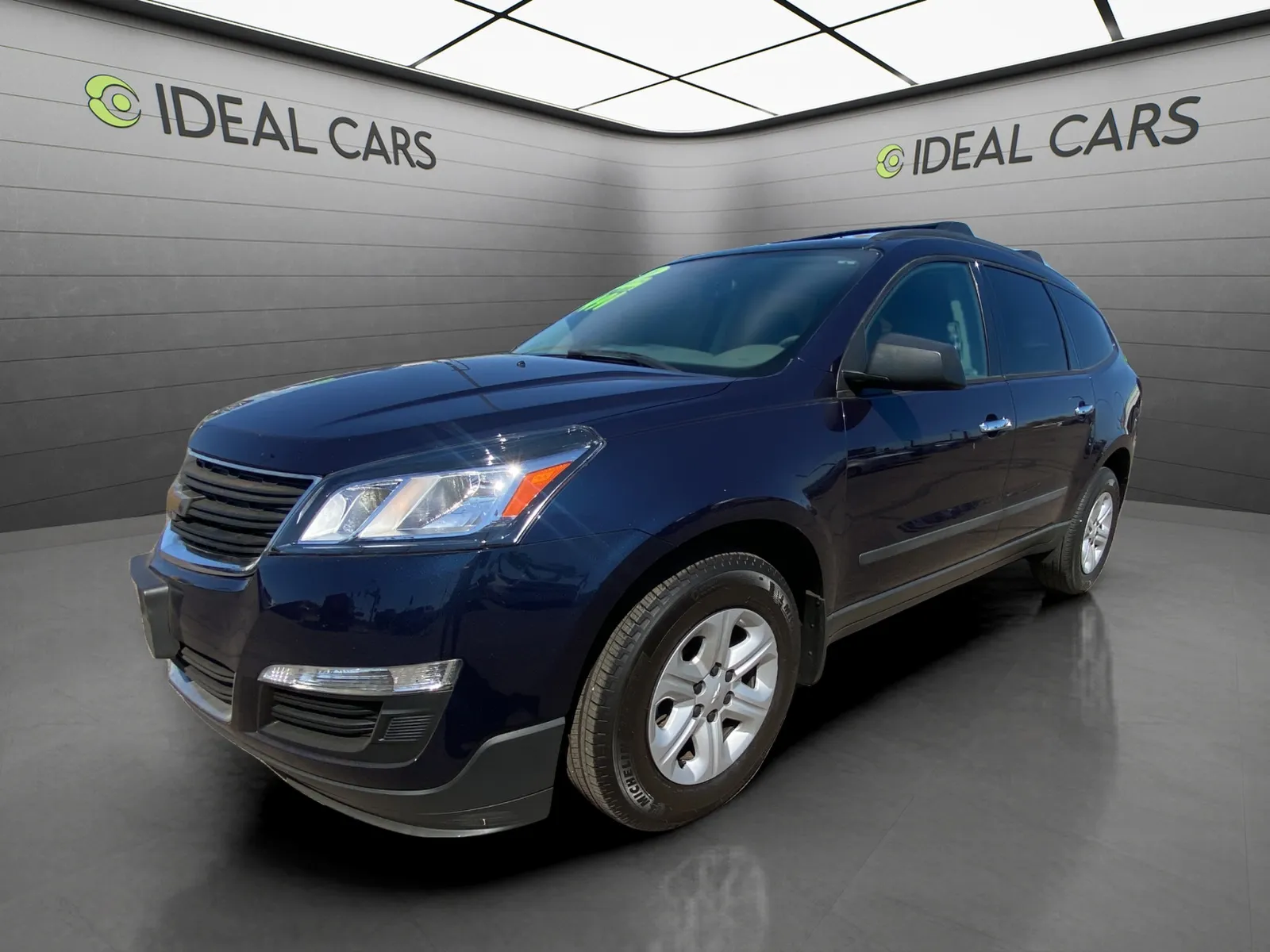 2016 Used Chevrolet Traverse image 1