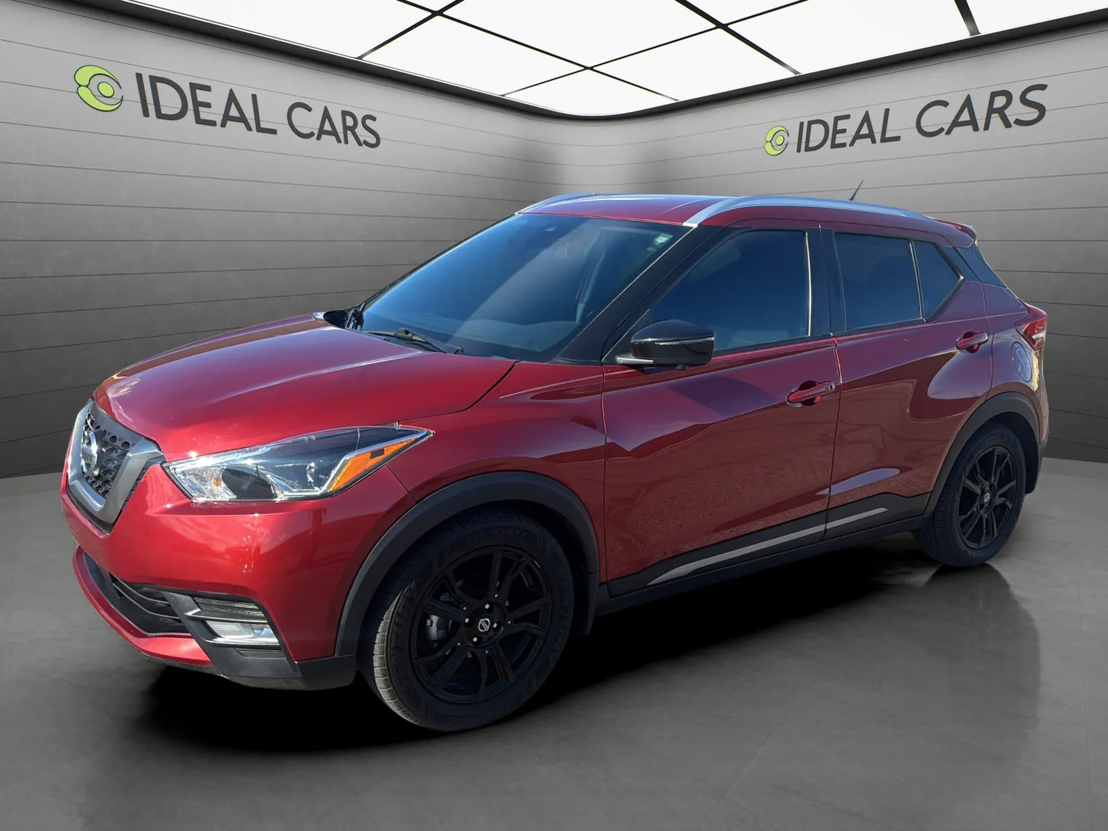 2020 Used Nissan Kicks image 1